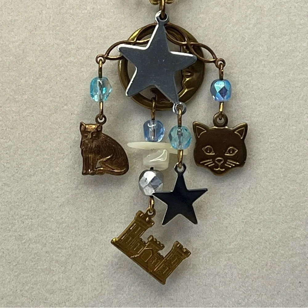 Vintage Isle of Magic Charm Necklace